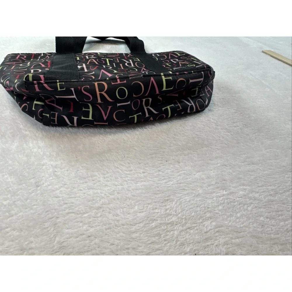 Victoria's Secret Duffle Bag Gym Duffel Travel Tote Carrying Case Black 12